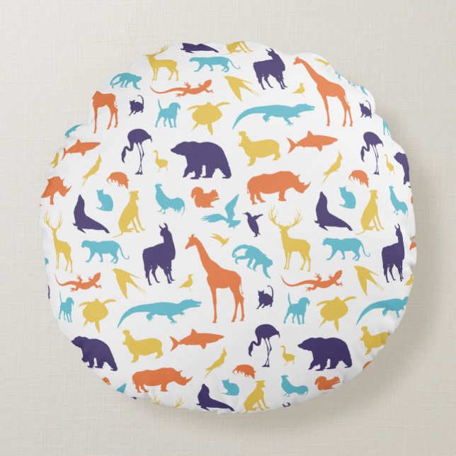 Cute Wild Animals Pattern Round Pillow (Front)