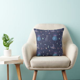 Cute Witchy Black Cat Pattern with Cauldrons & Pot Throw Pillow