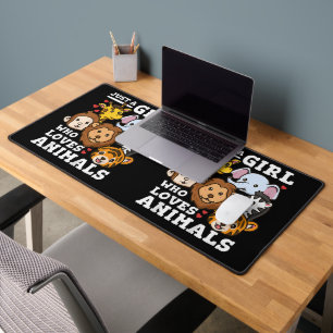 Cute Zoo Animals Elephant & Giraffe Illustration  Desk Mat