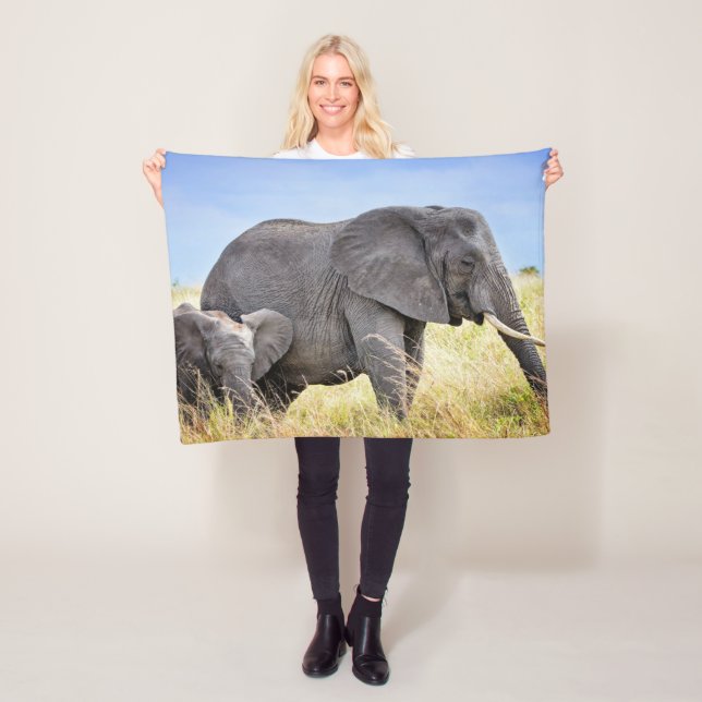 Cutest Baby Animals | African Elephant & Mother Fleece Blanket (In Situ)