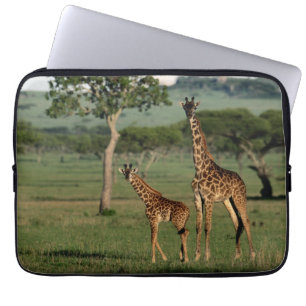 Cutest Baby Animals   Giraffe Calf & Mama Laptop Sleeve