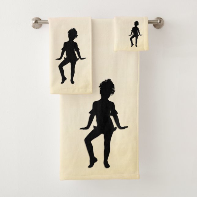 Cutest Little Dancer Mellow Bath Towel Set (Insitu)