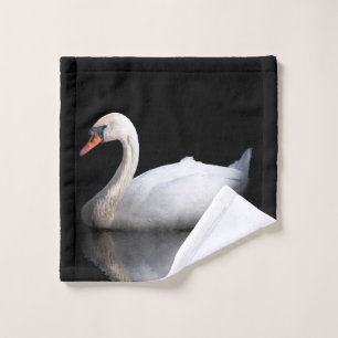 Cygne blanc sur noir