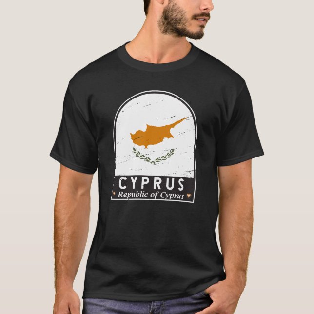 Cyprus Flag Emblem Distressed Vintage T-Shirt (Front)