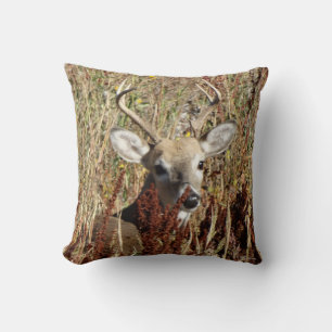D31 White-tailed Deer in the Weeds Throw Pillow