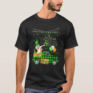 Dabbing Akita Dog  Shamrock St Patrick's Day T-Shirt