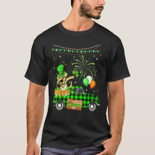 Dabbing Golden Retriever Dog Shamrock St Patrick' T-Shirt