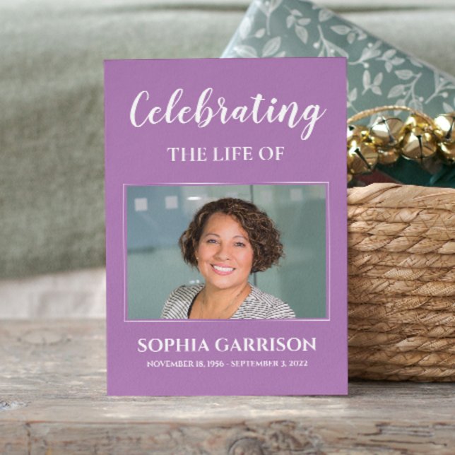 D'accompagnement Carte de prière funéraire violet blanc avec photo (Créateur téléchargé)