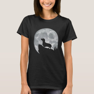 Dachshund Dog With The Moon For Dachshund Owners   T-Shirt