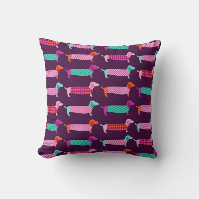 Dachshund Dogs: Seamless Cute Pattern. Throw Pillow (Front)