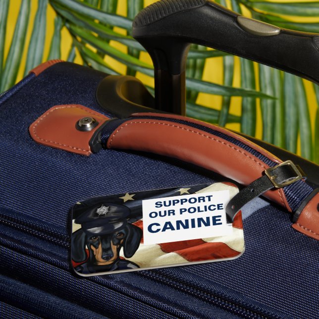 Dachshund  luggage tag (Front Insitu 3)