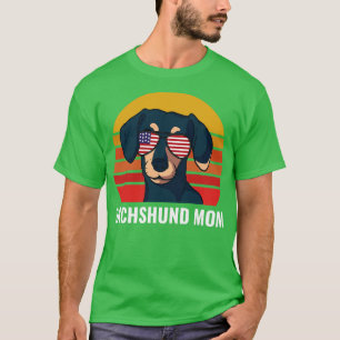 Dachshund Mom Funny Weiner Dog Women T-Shirt