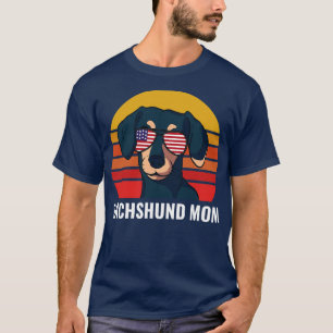 Dachshund Mom Funny Weiner Dog Women T-Shirt