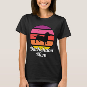 Dachshund Mom I Retro Wiener Dog Mom T-Shirt