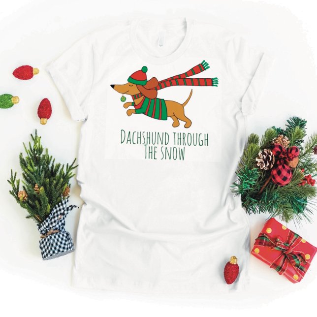 Dachshund Through the Snow Women's Basic T-Shirt (Créateur téléchargé)