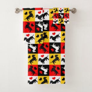 Dachshunds and Hearts Cute Checkerboard Pattern Bath Towel Set