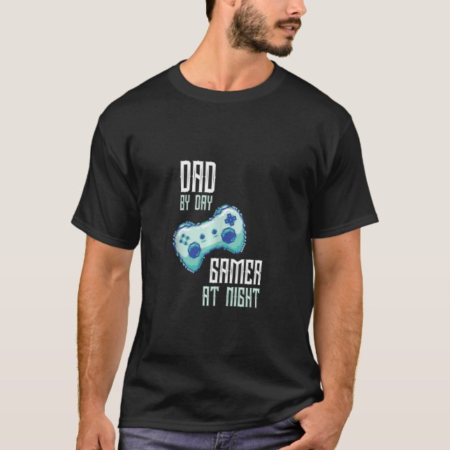 Dad Day Gamer Night Gaming Geek Father Retro Compu T-Shirt (Front)