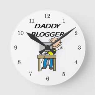 Daddy Blogger Round Clock