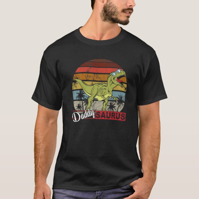 DADDYSAURUS T Rex Dinosaur Daddy Saurus Birthday V T-Shirt (Front)