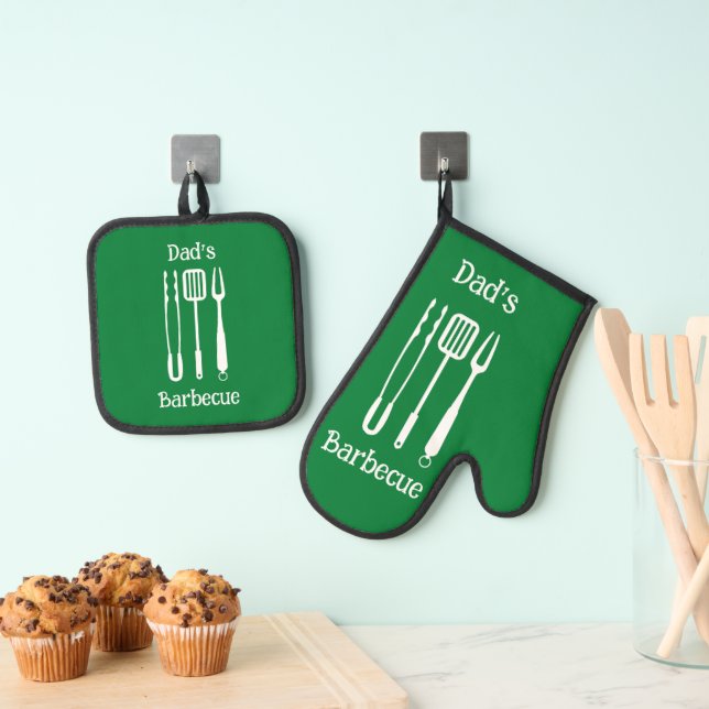 Dad's Barbecue Grilling Oven Mitt & Pot Holder Set (Insitu(Hanging))