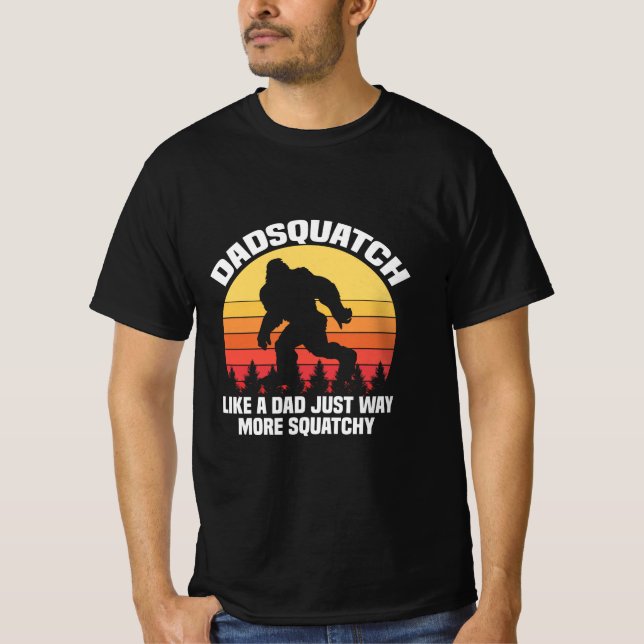 Dadsquatch Like A Dad Funny Squatch Father Day T-Shirt (Front)