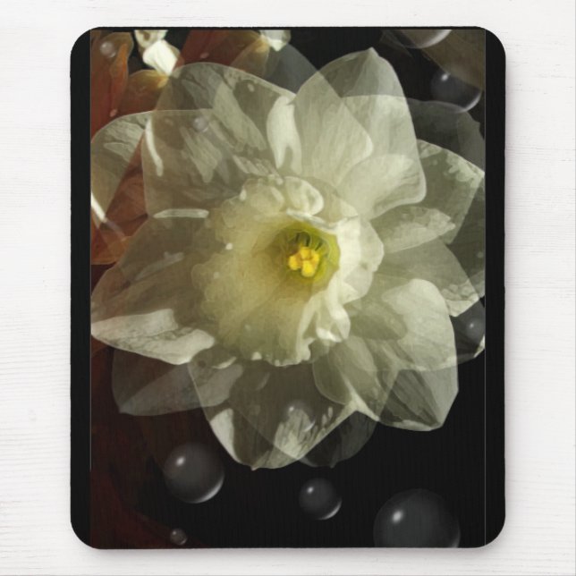 Daffidol Dreams Mouse Pad (Front)
