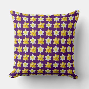 Daffodil Flower Pattern Throw Pillow