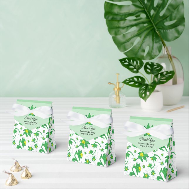 Daffodil Outdoor Botanical Garden Favor Box (Multiple)