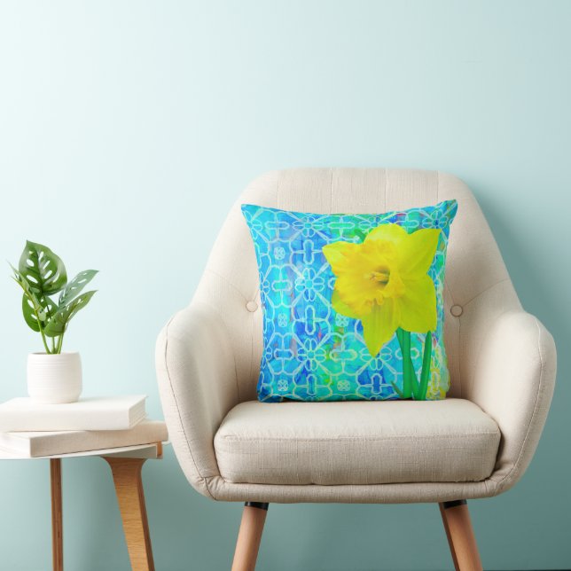 Daffodil Throw Pillow (Chair)
