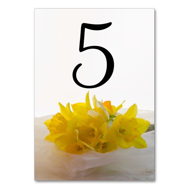Daffodiles jaunes sur les numéros de table des Mar (Par défaut)