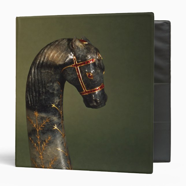 Dagger handle in the form of a horse's head binder (Front/Inside)