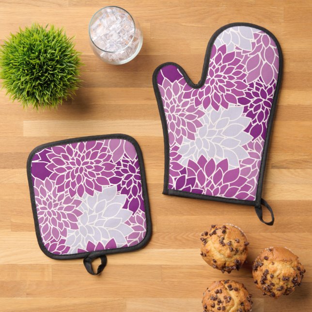 Dahlia Flowers, Pattern Of Flowers, Purple Dahlia Oven Mitt & Pot Holder Set (Top Down)