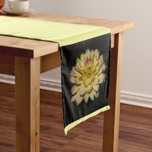 Dahlia Table Runner (In Situ)