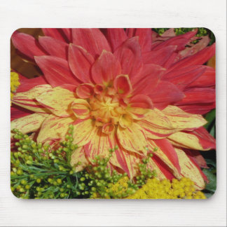 Dahlia Two Tone Mouse Pad