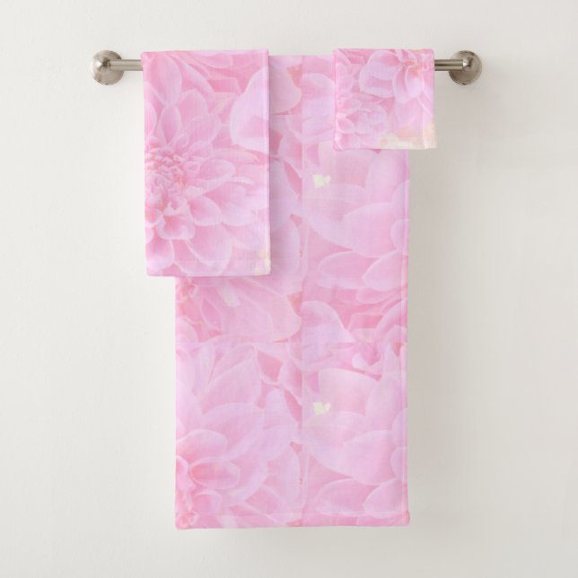 Dahlias In Soft Pink Bath Towel Set (Insitu)