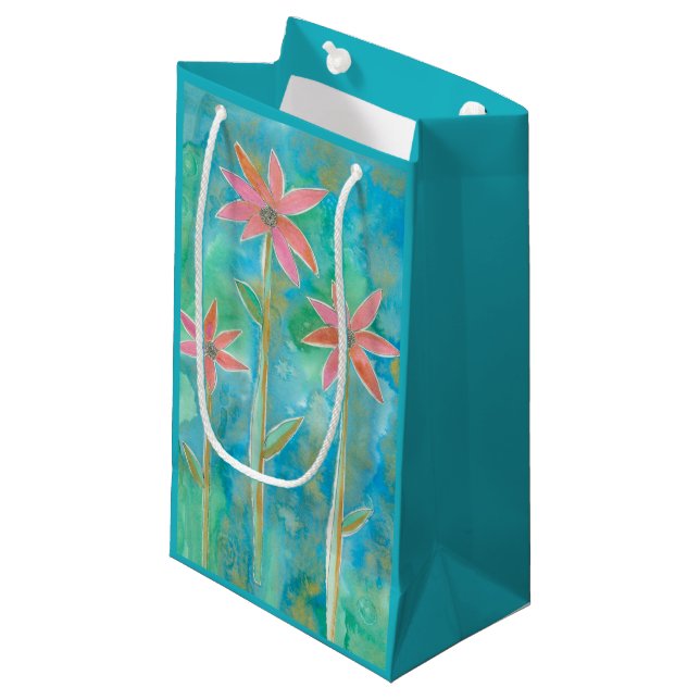 Dainty Daisies III Small Gift Bag (Front Angled)
