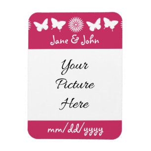 Daisies and Butterflies in Raspberry Magnet