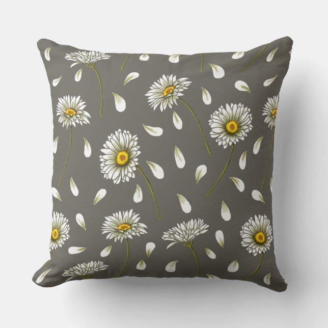Daisies chic pattern throw pillow (Front)