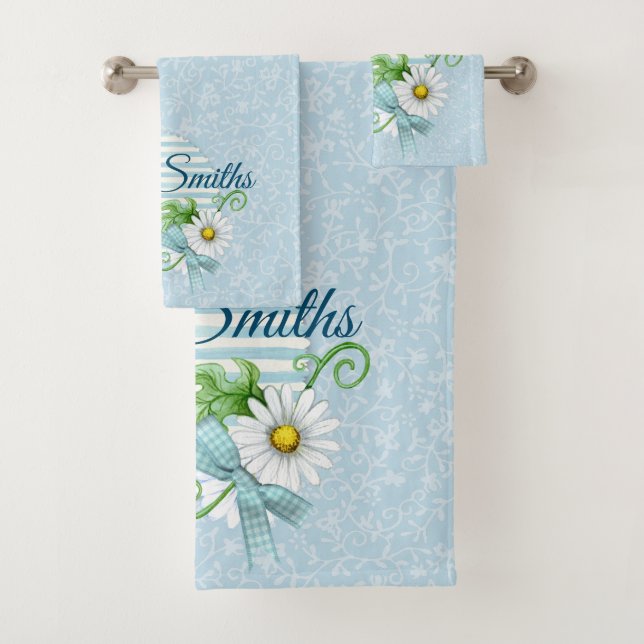 Daisy Blue Patch Personalized Bath Towel Set (Insitu)
