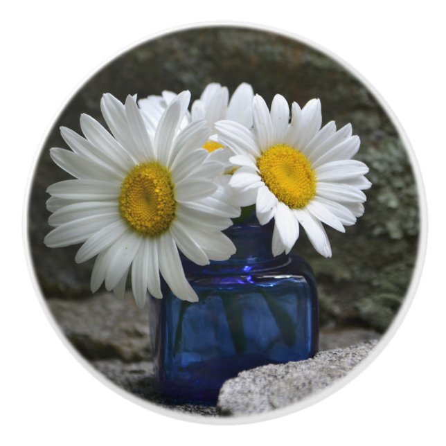 Daisy Ceramic Knob (Front)