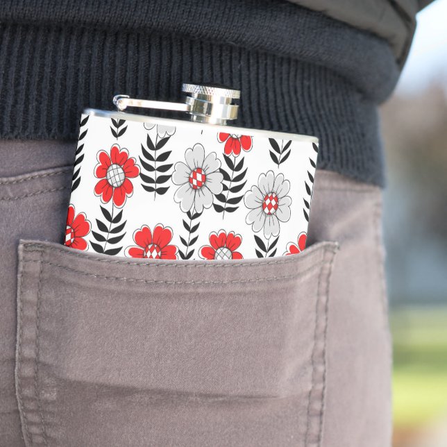 Daisy doodles  in red and black hip flask (In Situ)