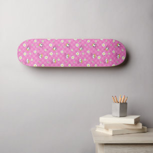 Daisy Duck Pink Chequered Floral Pattern Skateboard