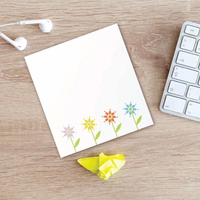 Daisy Garden Modern Floral Notepad (Creator Uploaded)