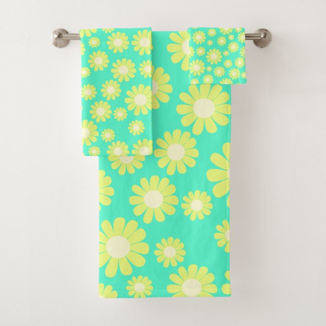 Daisy Green Aqua Bath Towel Set (Insitu)