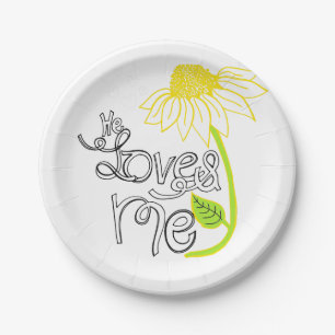 Daisy He Loves Me Paper Plates