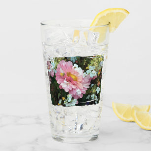 Daisy in Pink Glass