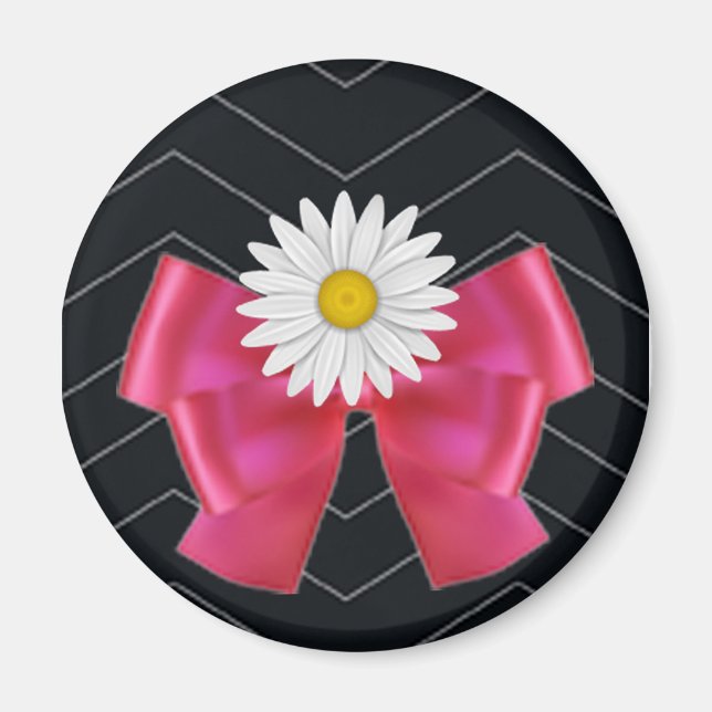 Daisy Magnet with Hot Pink Bow, Chevron Background (Front)