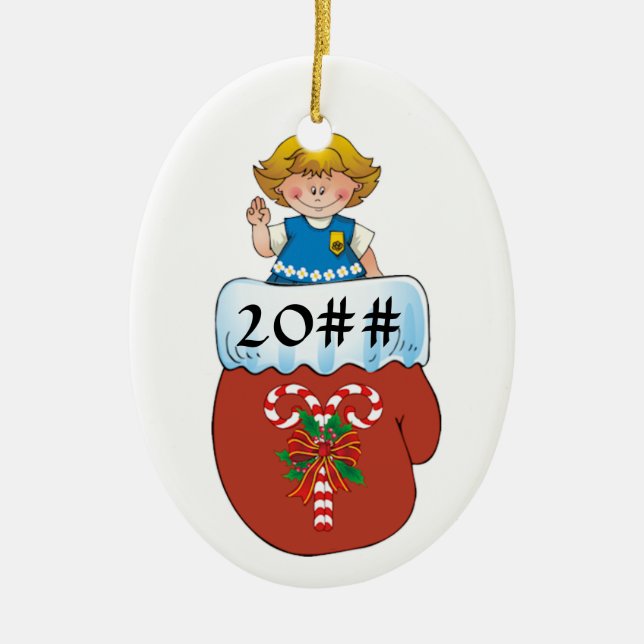 Daisy Mitten Blonde Ceramic Ornament (Front)
