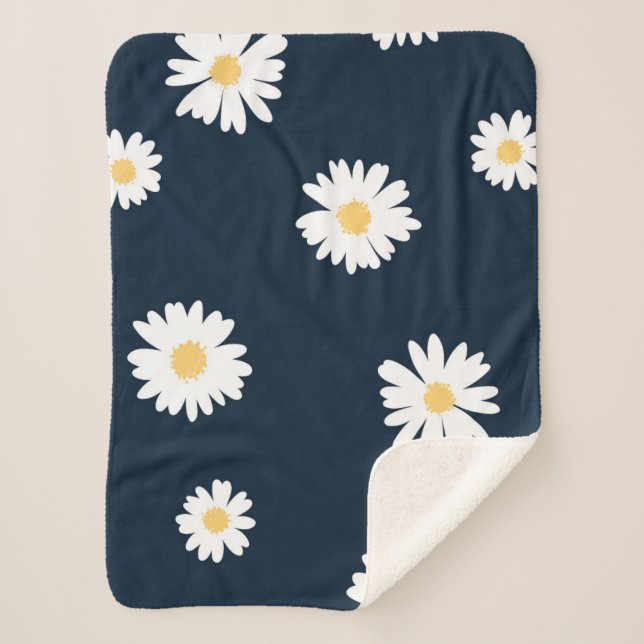 Daisy On Blue Pattern Sherpa Blanket (Front)