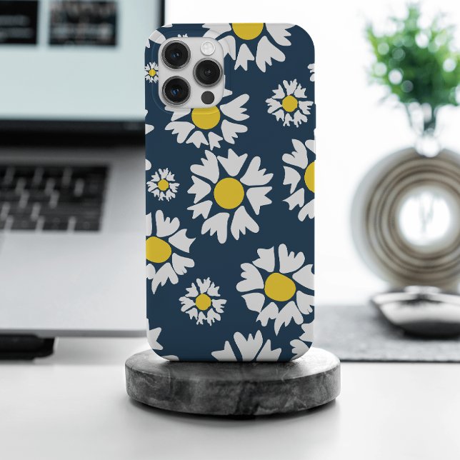 Daisy Pattern, Floral Pattern, White Daisies Case-Mate iPhone Case (Creator Uploaded)
